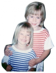 Sisters on 4th of July (1991)